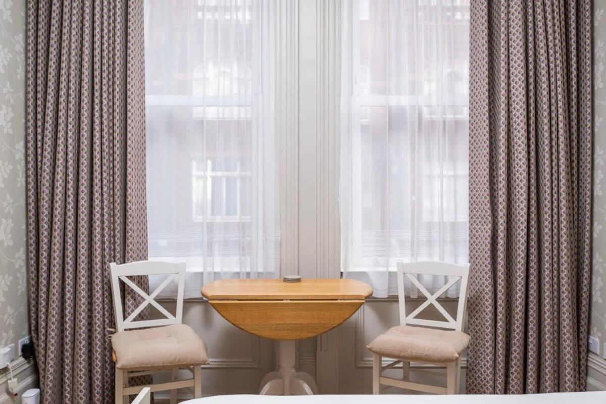 Charming Chelsea Studio Your Cozy Urban Retreat ロンドン エクステリア 写真